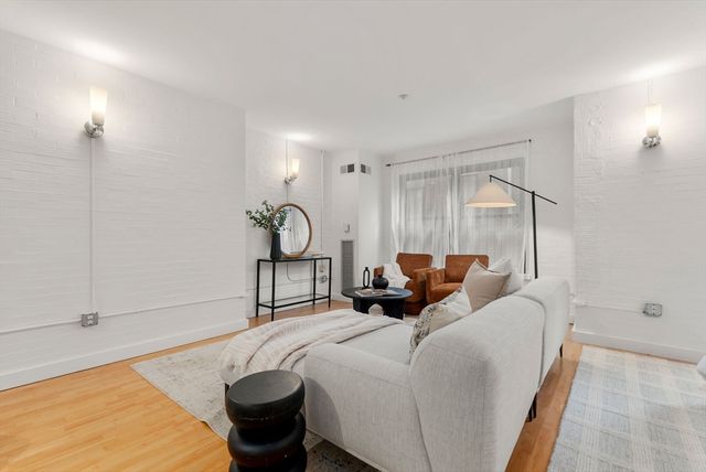 42 Chauncy Street 4C, Boston, MA 02111