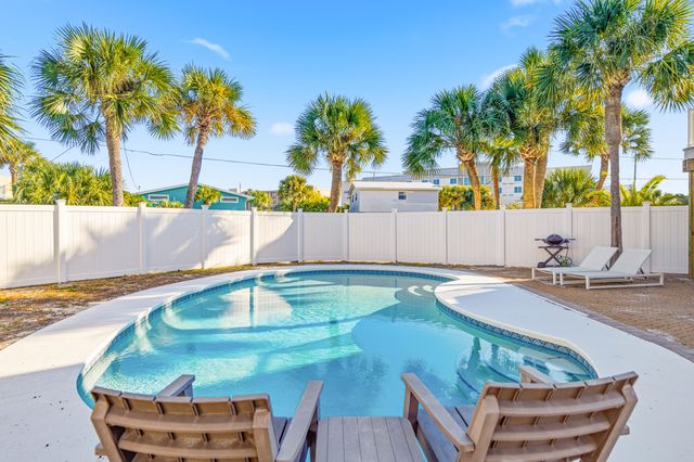 417 Cobia Avenue, Fort Walton Beach, FL 32548