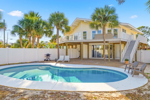 417 Cobia Avenue, Fort Walton Beach, FL 32548