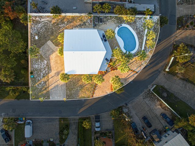 417 Cobia Avenue, Fort Walton Beach, FL 32548