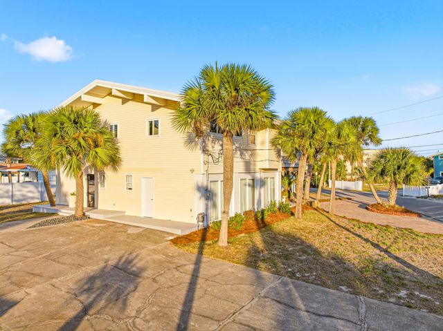 417 Cobia Avenue, Fort Walton Beach, FL 32548