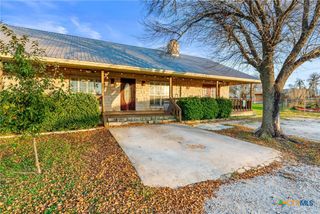 2700 Auction Barn Rd, Belton, TX 76513