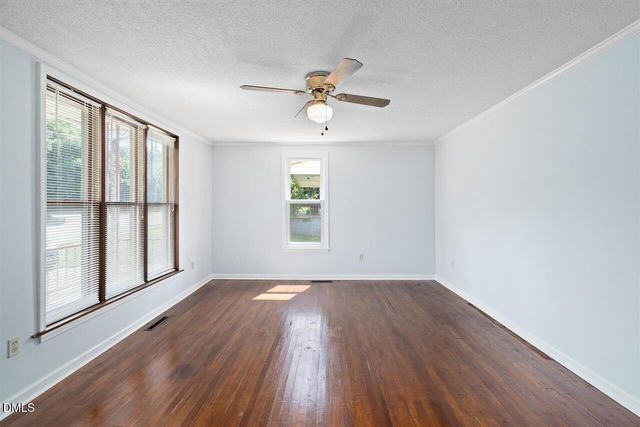 215 W Parker Street, Graham, NC 27253