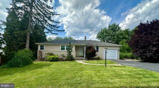 2475 WHARTON RD, York, PA 17402