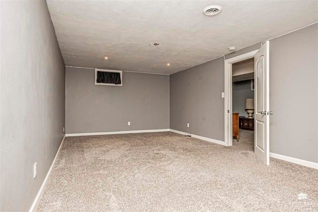 1108 Crest Hill Drive, Junction City, KS 66441