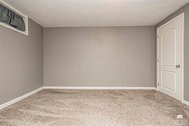 1108 Crest Hill Drive, Junction City, KS 66441