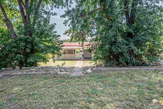1108 Crest Hill Drive, Junction City, KS 66441