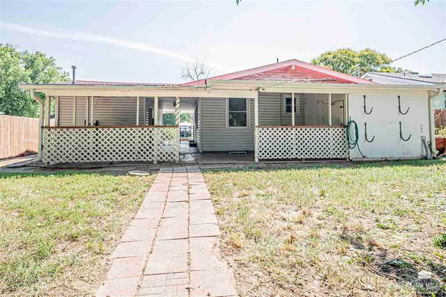 1108 Crest Hill Drive, Junction City, KS 66441