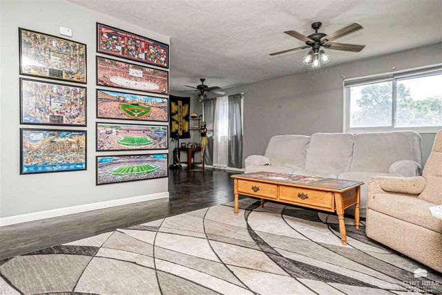 1108 Crest Hill Drive, Junction City, KS 66441