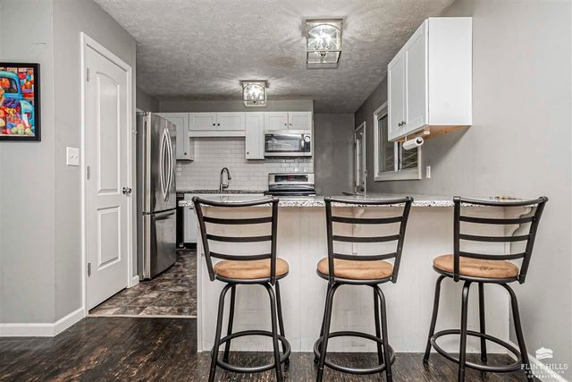 1108 Crest Hill Drive, Junction City, KS 66441