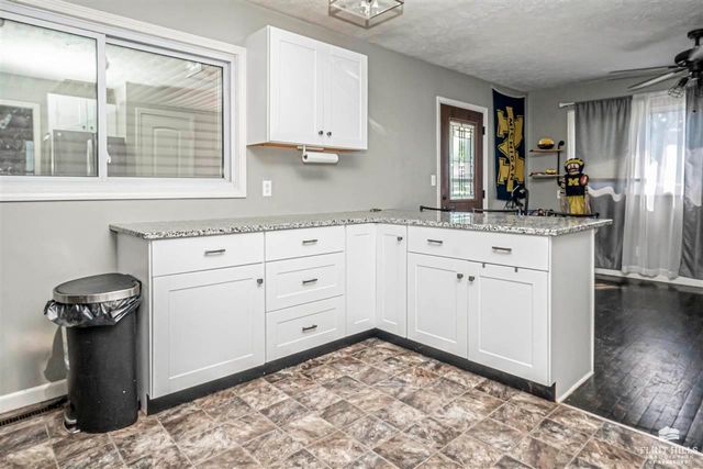 1108 Crest Hill Drive, Junction City, KS 66441