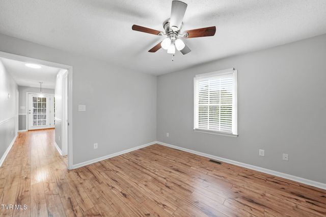 312 Bays Mountain Trail, Kingsport, TN 37660