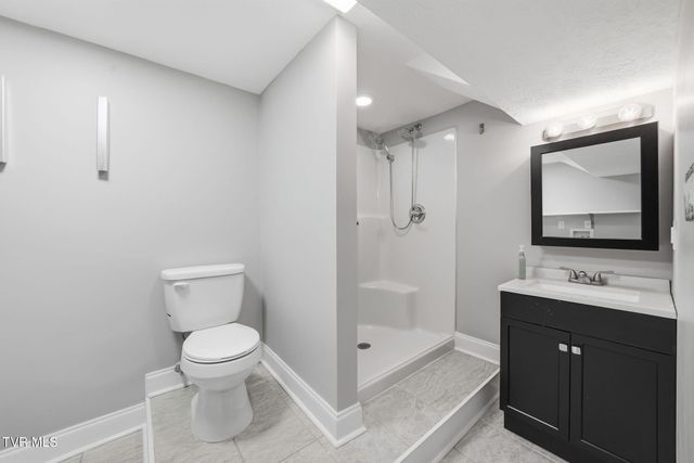312 Bays Mountain Trail, Kingsport, TN 37660