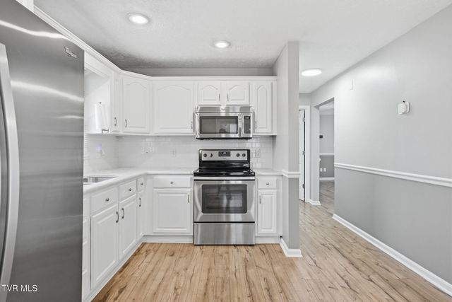 312 Bays Mountain Trail, Kingsport, TN 37660