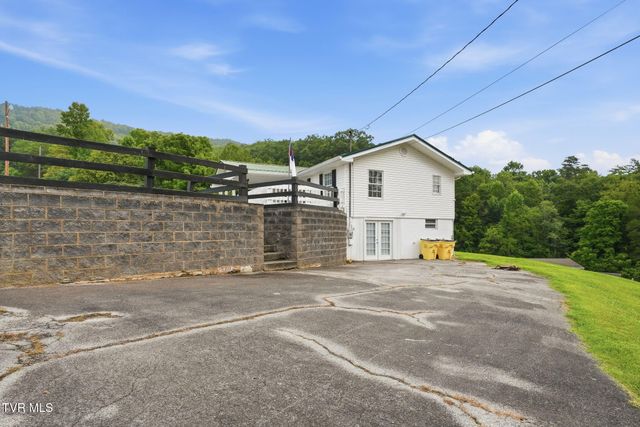 312 Bays Mountain Trail, Kingsport, TN 37660