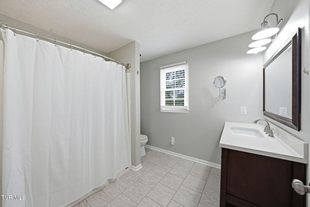 312 Bays Mountain Trail, Kingsport, TN 37660