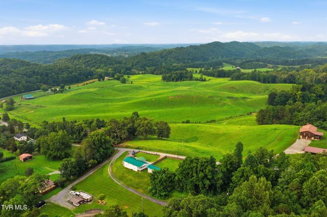 312 Bays Mountain Trail, Kingsport, TN 37660