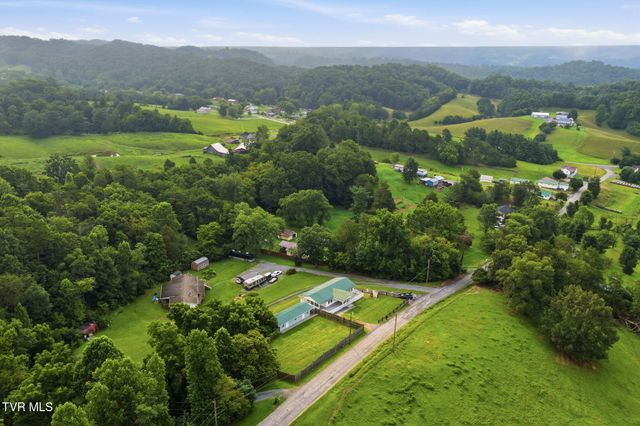 312 Bays Mountain Trail, Kingsport, TN 37660