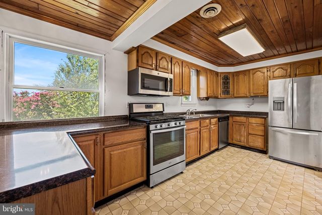 1804 ELLINWOOD RD, Baltimore, MD 21237