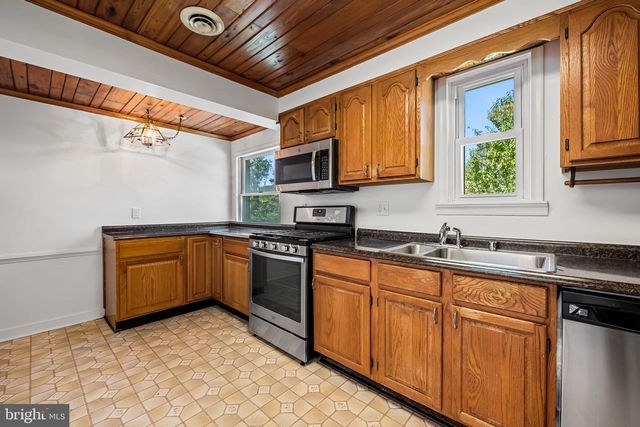 1804 ELLINWOOD RD, Baltimore, MD 21237