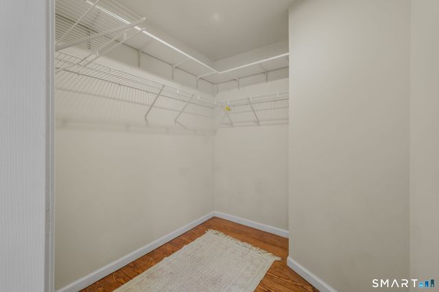 16 Greystone Drive, Montville, CT 06382