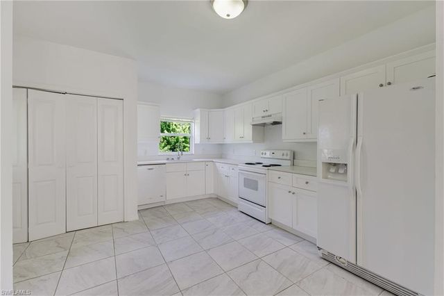 5612 Rose Garden RD 104, Cape Coral, FL 33914