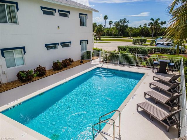 5612 Rose Garden RD 104, Cape Coral, FL 33914