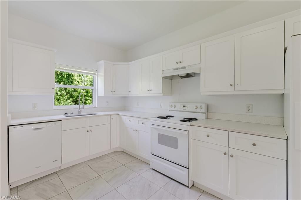 5612 Rose Garden RD 104, Cape Coral, FL 33914