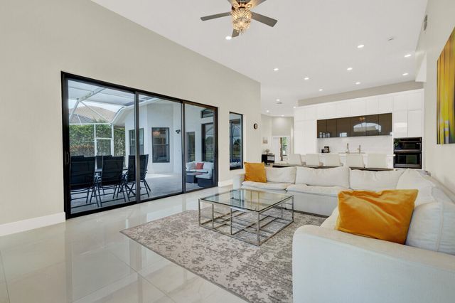 10313 Lexington Estates Boulevard, Boca Raton, FL 33428
