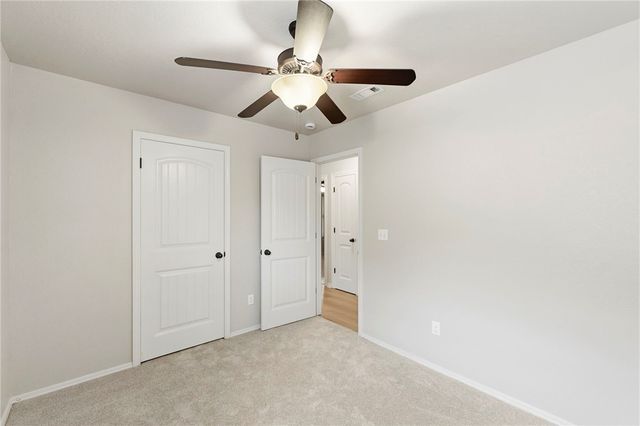 281 E Madrid Street, Fayetteville, AR 72703