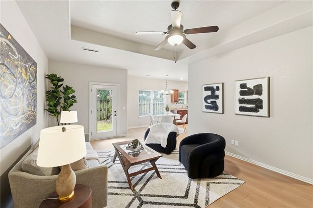 281 E Madrid Street, Fayetteville, AR 72703