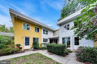 747 3RD ST SW #402, Washington, DC 20024
