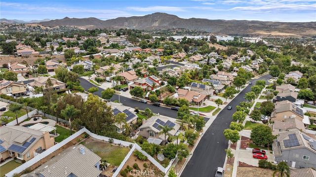 3810 Middleburg, Corona, CA 92881