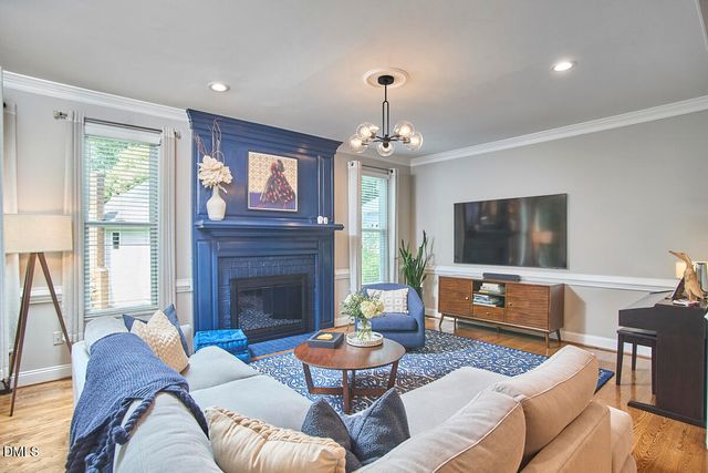 5513 Point Lake Court, Holly Springs, NC 27540