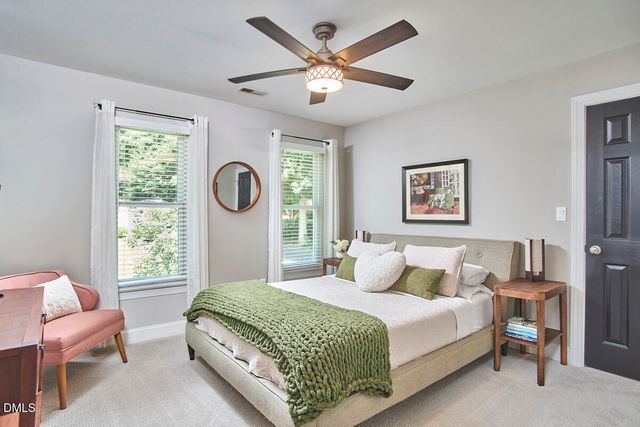 5513 Point Lake Court, Holly Springs, NC 27540