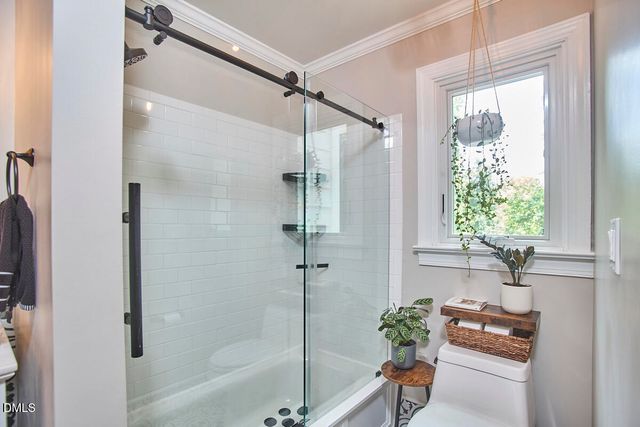 5513 Point Lake Court, Holly Springs, NC 27540
