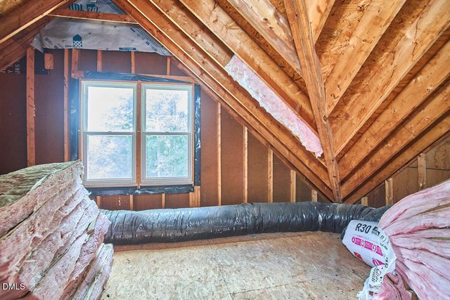5513 Point Lake Court, Holly Springs, NC 27540