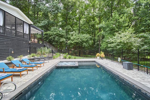 5513 Point Lake Court, Holly Springs, NC 27540