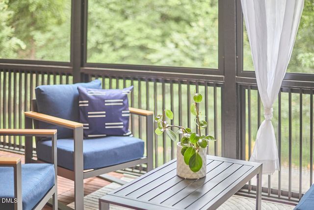 5513 Point Lake Court, Holly Springs, NC 27540