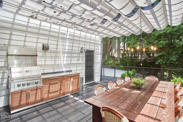 5513 Point Lake Court, Holly Springs, NC 27540