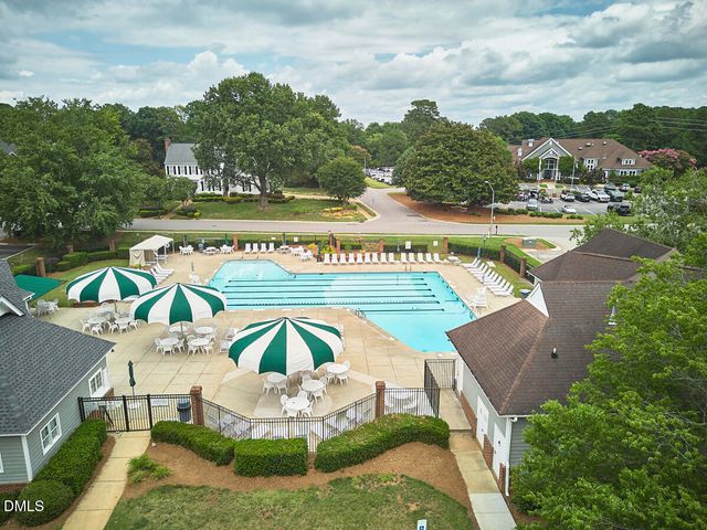 5513 Point Lake Court, Holly Springs, NC 27540