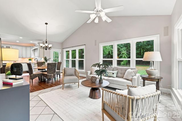 10809 Jordan Rae Lane, Charlotte, NC 28277