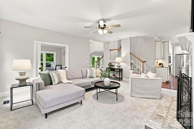 10809 Jordan Rae Lane, Charlotte, NC 28277