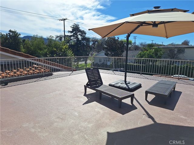 302 N Griffith Park, Burbank, CA 91506