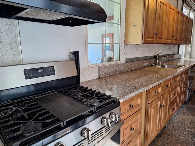 302 N Griffith Park, Burbank, CA 91506