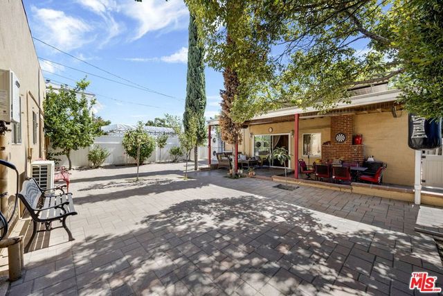 529 W Wilson Avenue, Glendale, CA 91203