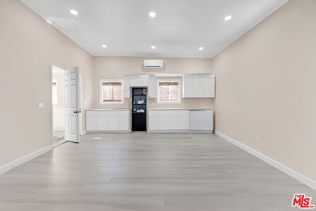 529 W Wilson Avenue, Glendale, CA 91203