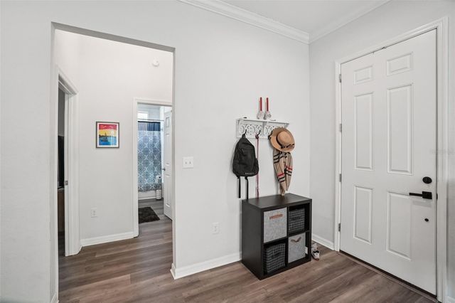 154 E SPRUCE STREET, Tarpon Springs, FL 34689