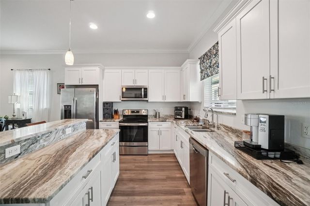 154 E SPRUCE STREET, Tarpon Springs, FL 34689