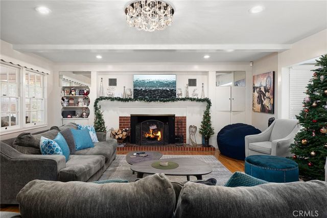 2964 Lombardy, Pasadena, CA 91107